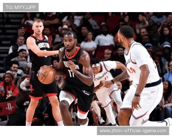 快船继续下滑,球队信心陷入危机,快船继续下滑,球队信心陷入危机中 快船继续下滑,球队信心陷入危机,快船继续下滑,球队信心陷入危机中